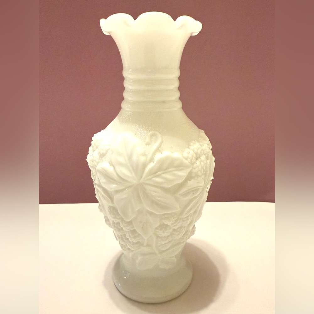 Vintage Milk Glass Vase – Imperial Glass “Loganberry” Pattern – 6.25”